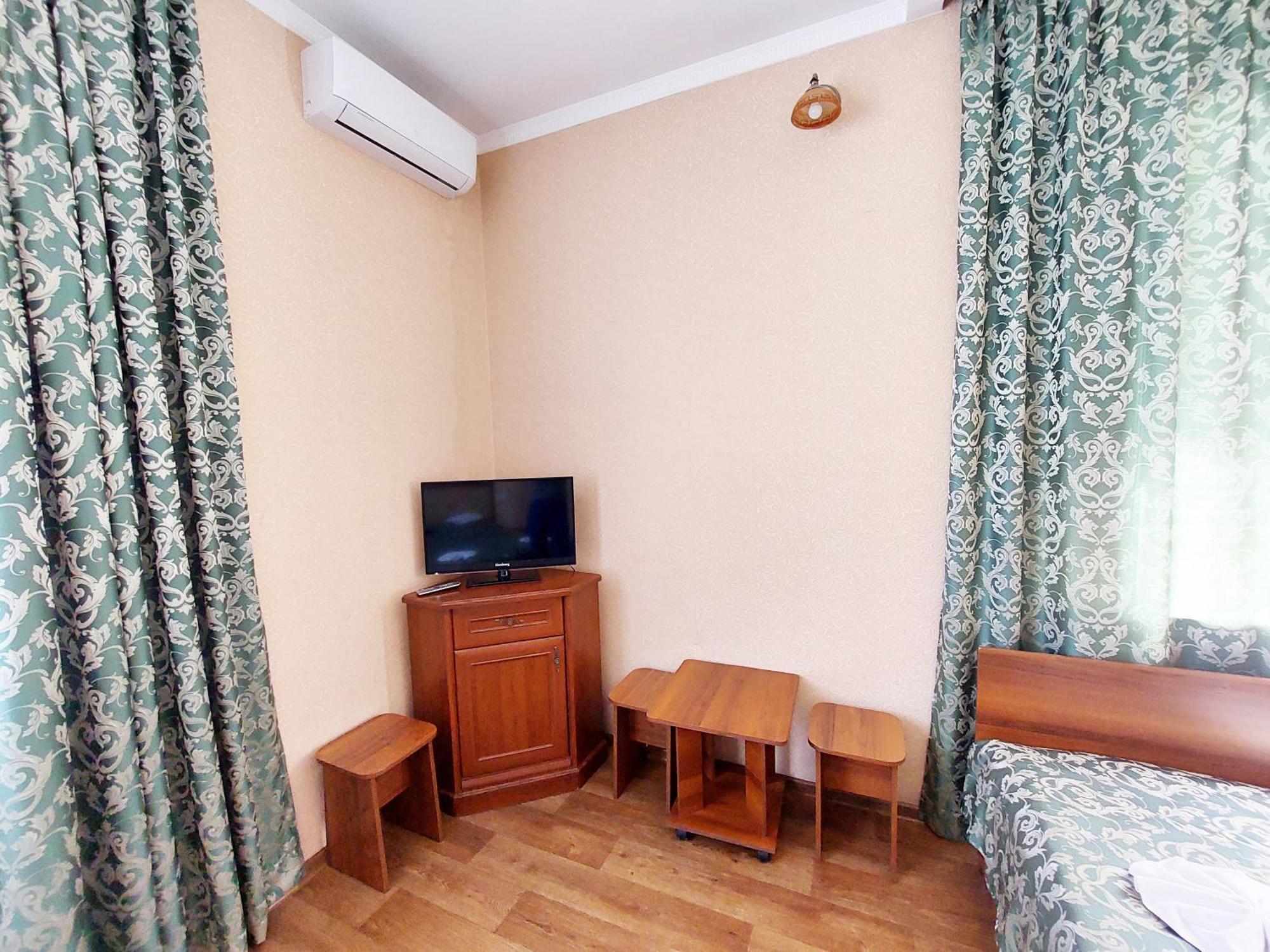 Uman Hotel Exterior foto